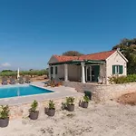 Nyaraló Blato *